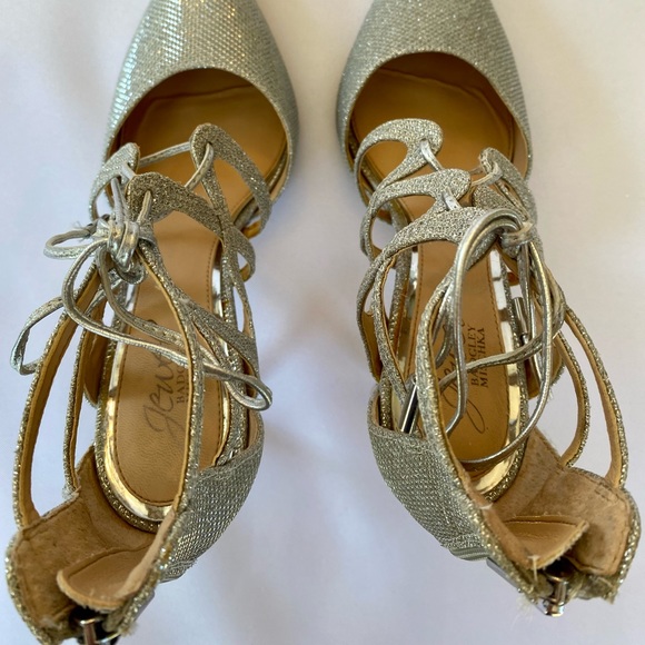 Gorgeous Badgley Mischka heels - Picture 5 of 12